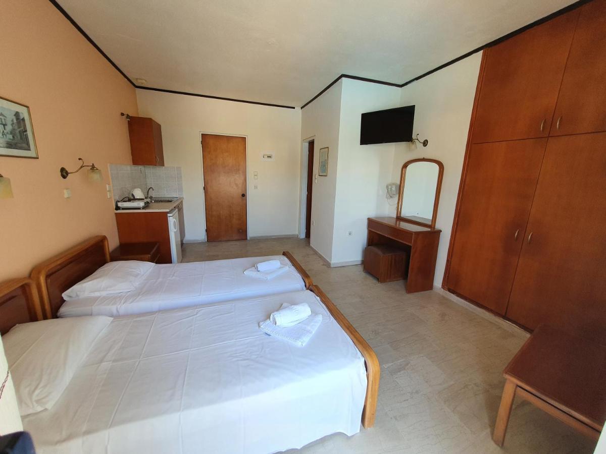 Vivian Hotel Laganás Eksteriør bilde