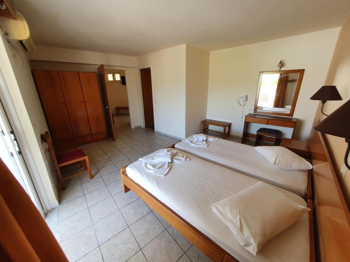 Vivian Hotel Laganás Eksteriør bilde