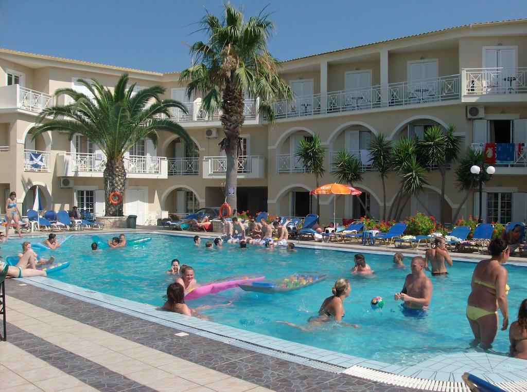 Vivian Hotel Laganás Eksteriør bilde